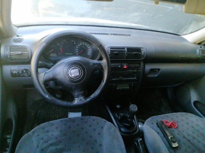 SEAT TOLEDO (1M2)