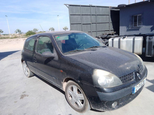 RENAULT CLIO II FASE II (B/CB0) — vehículo donante para recambios 
