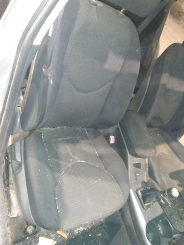 JUEGO ASIENTOS COMPLETO TOYOTA RAV4 (A3) 