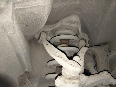 BRAZO SUSPENSION DELANTERO IZQUIERDO