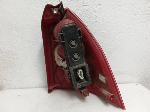 PILOTO TRASERO IZQUIERDO Peugeot 307 BREAK / SW (S1)(04.2002) 