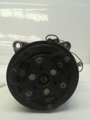  COMPRESOR AIRE ACONDICIONADO 