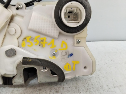 CERRADURA PUERTA TRASERA DERECHA Toyota YARIS (KSP1/NLP1/NSP1) 