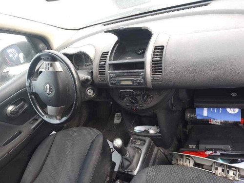 NISSAN NOTE (E11E) — vehículo donante para recambios 