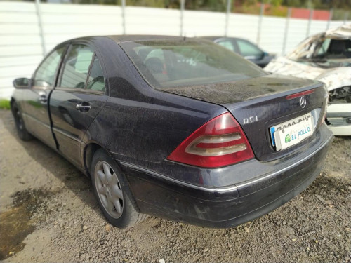  MERCEDES-BENZ CLASE C (BM 203) BERLINA 