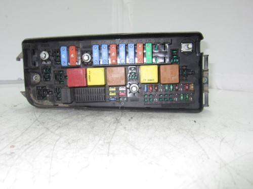  CAJA RELES / FUSIBLES Opel VECTRA C BERLINA 