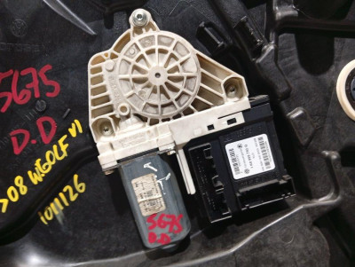 ELEVALUNAS DELANTERO DERECHO, VOLKSWAGEN, GOLF VI (5K1)(10.2008)
