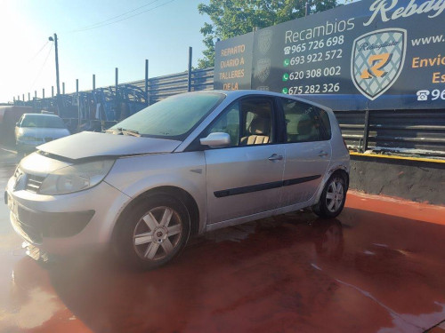 RENAULT SCENIC II (JM) — vehículo donante para recambios 