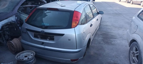  FORD FOCUS BERLINA (CAK) 