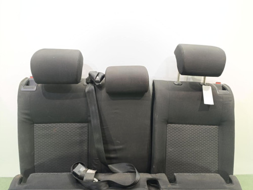ASIENTOS TRASEROS Volkswagen GOLF VI (5K1)(10.2008) 