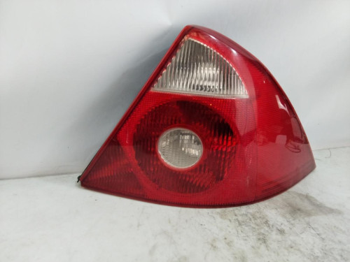 PILOTO TRASERO DERECHO Ford MONDEO BERLINA (GE) 
