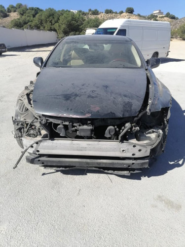 LEXUS LS (USF4/UVF4) — vehículo donante para recambios 