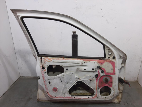 PUERTA DELANTERA IZQUIERDA Opel VECTRA B BERLINA 