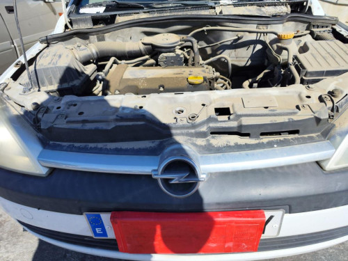 REJILLA DELANTERA OPEL CORSA C 