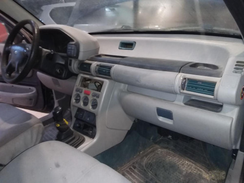 LAND ROVER FREELANDER (LN) — vehículo donante para recambios 