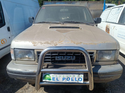 ISUZU TROOPER