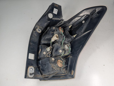 PILOTO TRASERO IZQUIERDO, SUBARU, FORESTER (S13/SJ)