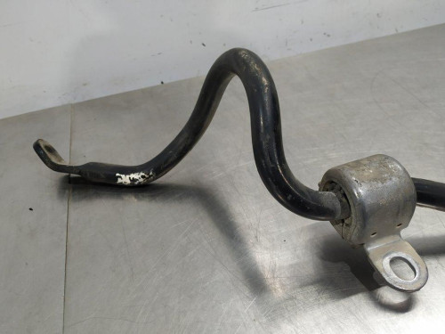  BARRA ESTABILIZADORA DELANTERA 