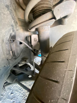 BRAZO SUSPENSION DELANTERO DERECHO