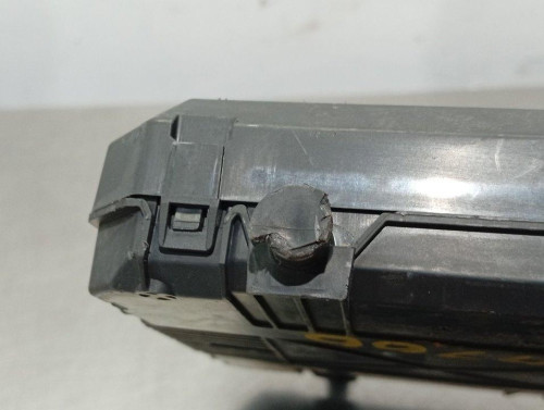  CAJA RELES / FUSIBLES PEUGEOT 208 