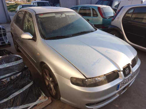 SEAT LEON (1M1) — автомобиль-донор на запчасти 