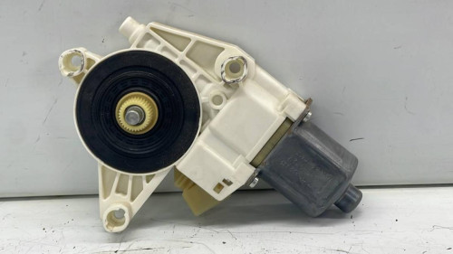 MOTOR ELEVALUNAS TRASERO IZQUIERDO Mercedes-Benz CLASE C (BM 204) BERLINA 