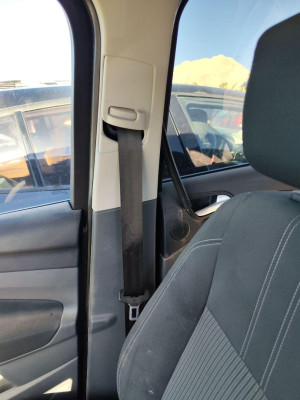 CINTURON SEGURIDAD DELANTERO DERECHO