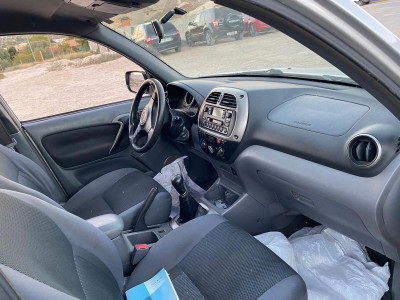TOYOTA RAV4 (A2)