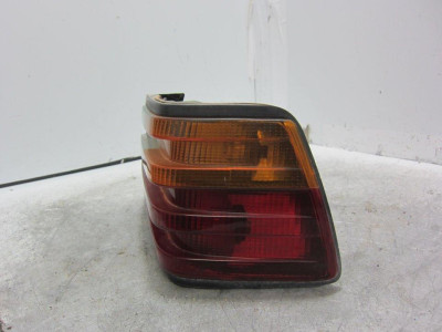 PILOTO TRASERO DERECHO, MERCEDES-BENZ, CLASE 124 (BM 124) BERLINA