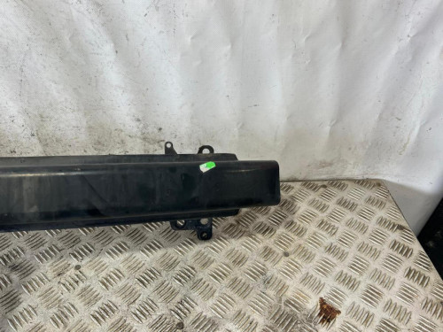 REFUERZO PARAGOLPES DELANTERO 