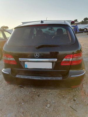 MERCEDES-BENZ CLASE B (BM 245)