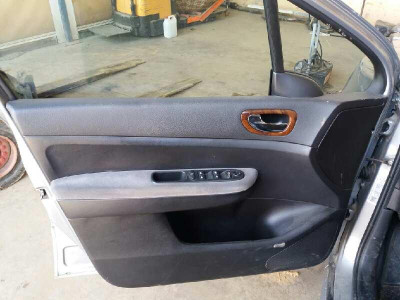 PEUGEOT 307 (S1)(04.2001)