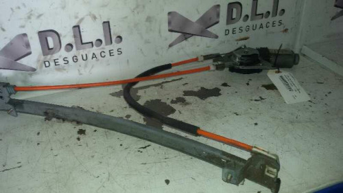 ELEVALUNAS DELANTERO IZQUIERDO CITROEN SAXO 