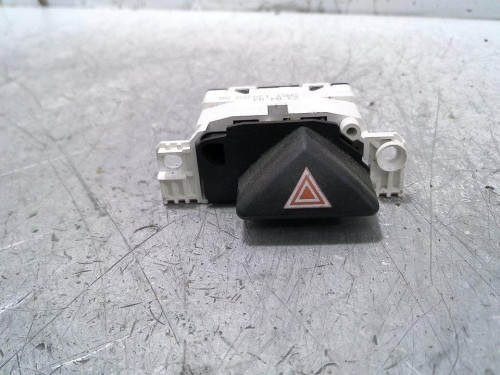  WARNING, FORD, FOCUS BERLINA (CAK) 