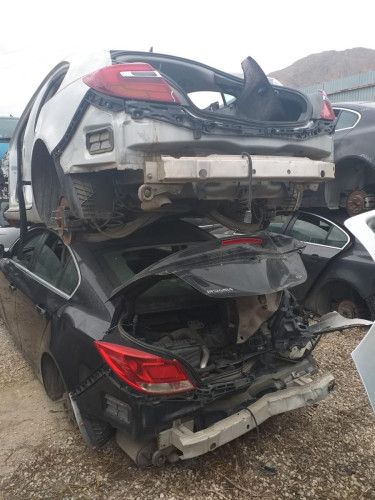  OPEL INSIGNIA BERLINA 