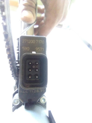 ELEVALUNAS DELANTERO IZQUIERDO, Opel, ZAFIRA B