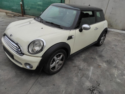 MINI MINI (R56)