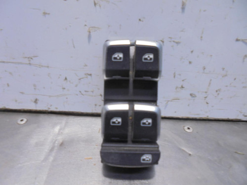 MANDO ELEVALUNAS DELANTERO IZQUIERDO Audi A3 SPORTBACK (8VF) 