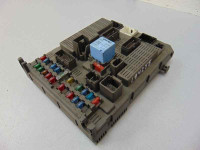 CAJA RELES / FUSIBLES