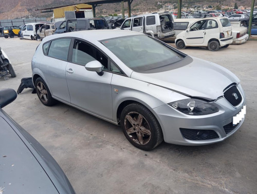  SEAT LEON (1P1) 
