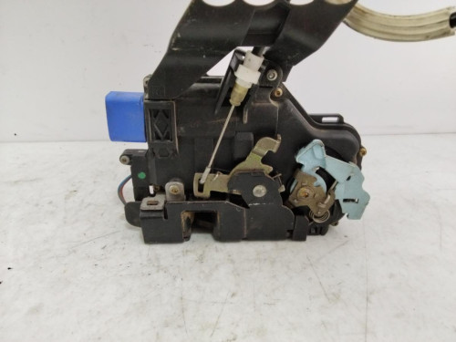 CERRADURA PUERTA DELANTERA DERECHA Volkswagen TOUAREG (7LA) 