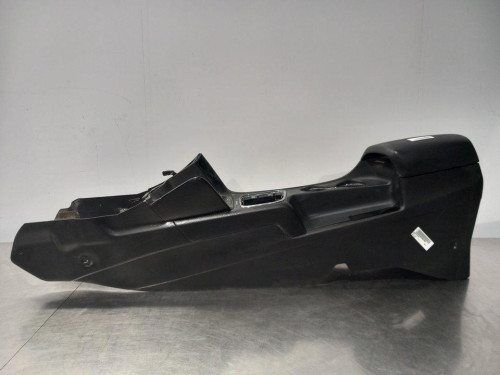 APOYABRAZOS CENTRAL, KIA, CEED (JD)