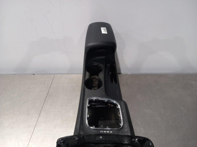 APOYABRAZOS CENTRAL, KIA, CEED (JD)