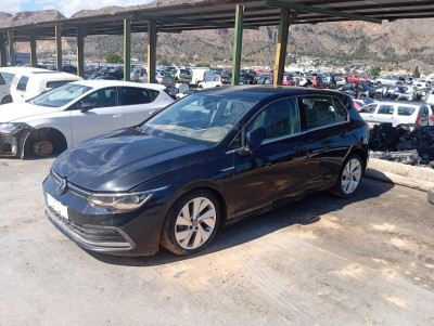 VOLKSWAGEN GOLF VIII BERLINA (CD1)