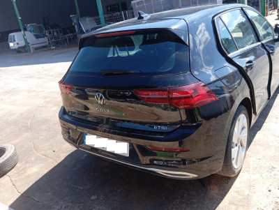 VOLKSWAGEN GOLF VIII BERLINA (CD1)