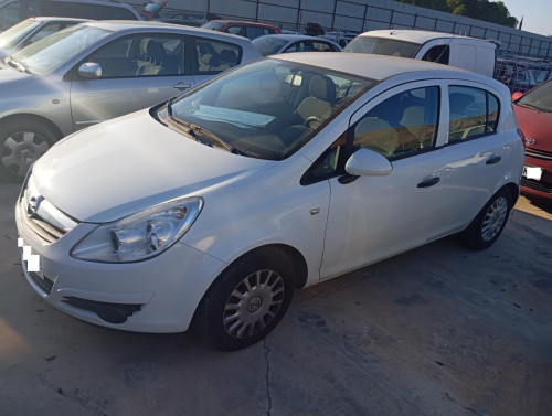 OPEL CORSA D — автомобиль-донор на запчасти 