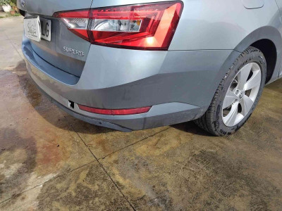 PARAGOLPES TRASERO Skoda Superb Combi (3V5)(06.2015->)