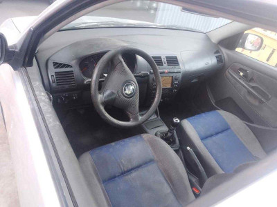 SEAT CORDOBA BERLINA (6K2)