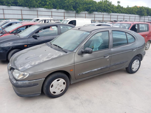 RENAULT MEGANE I BERL./ BERL. CON PORTÓN (BA0) — vehículo donante para recambios 