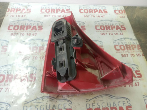  PILOTO TRASERO DERECHO 